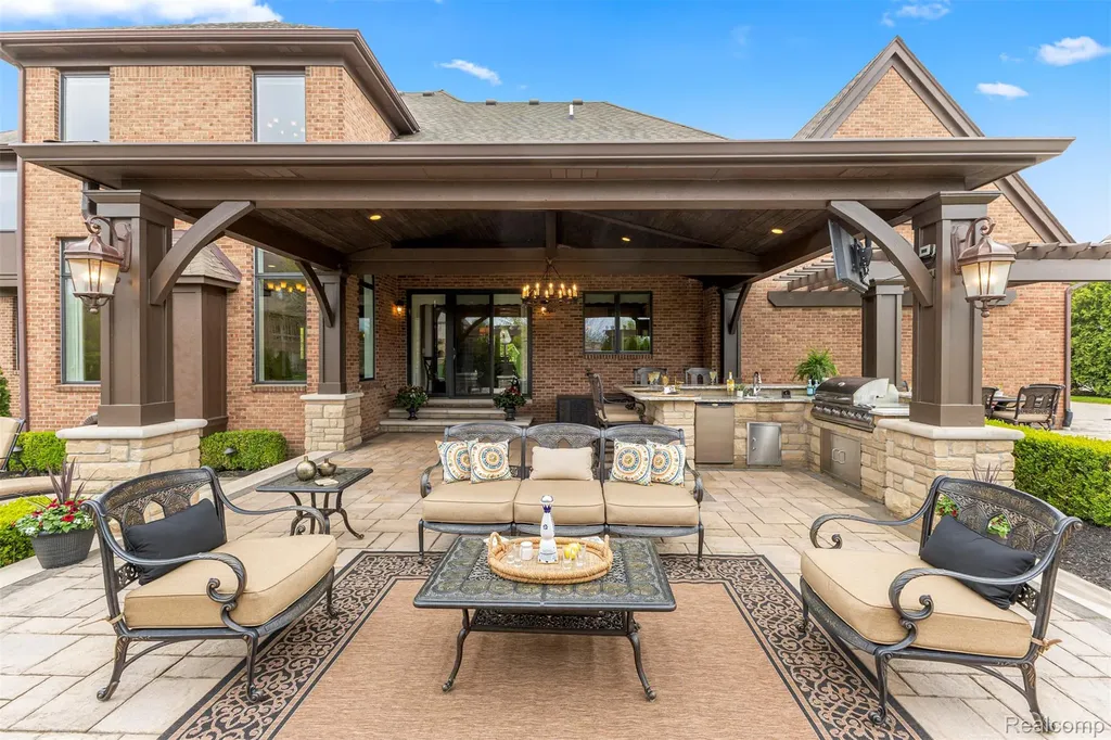 48892 Barola Court Northville City MI 48167