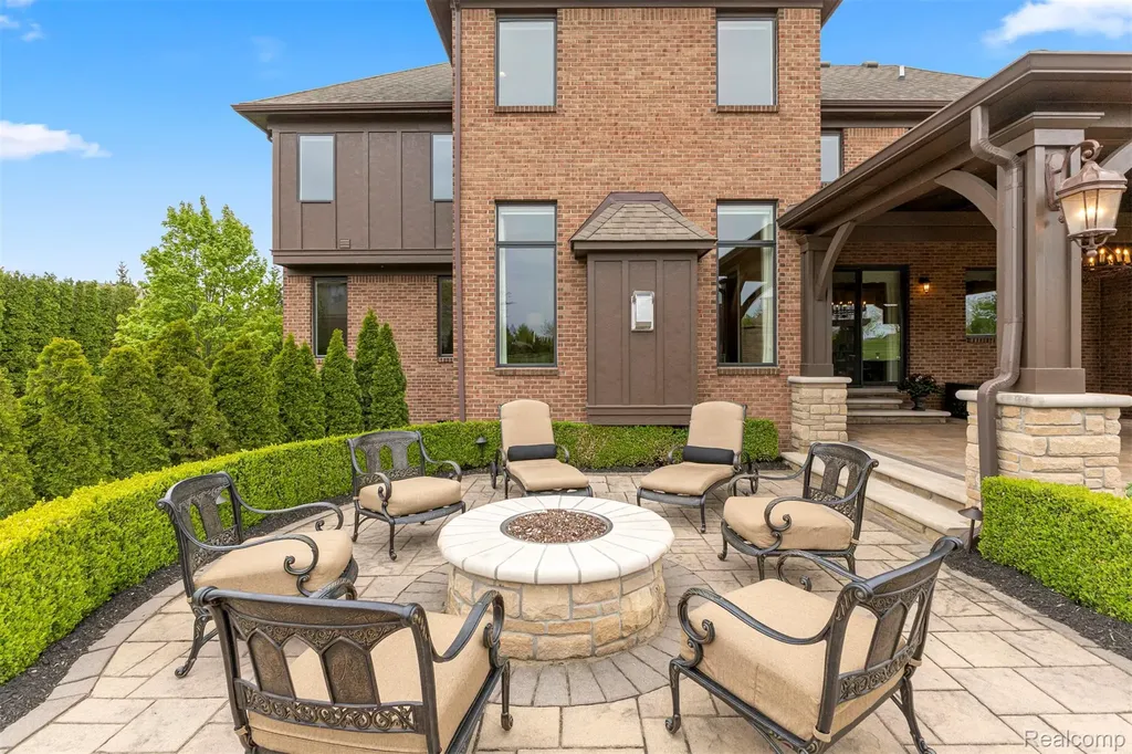 48892 Barola Court Northville City MI 48167