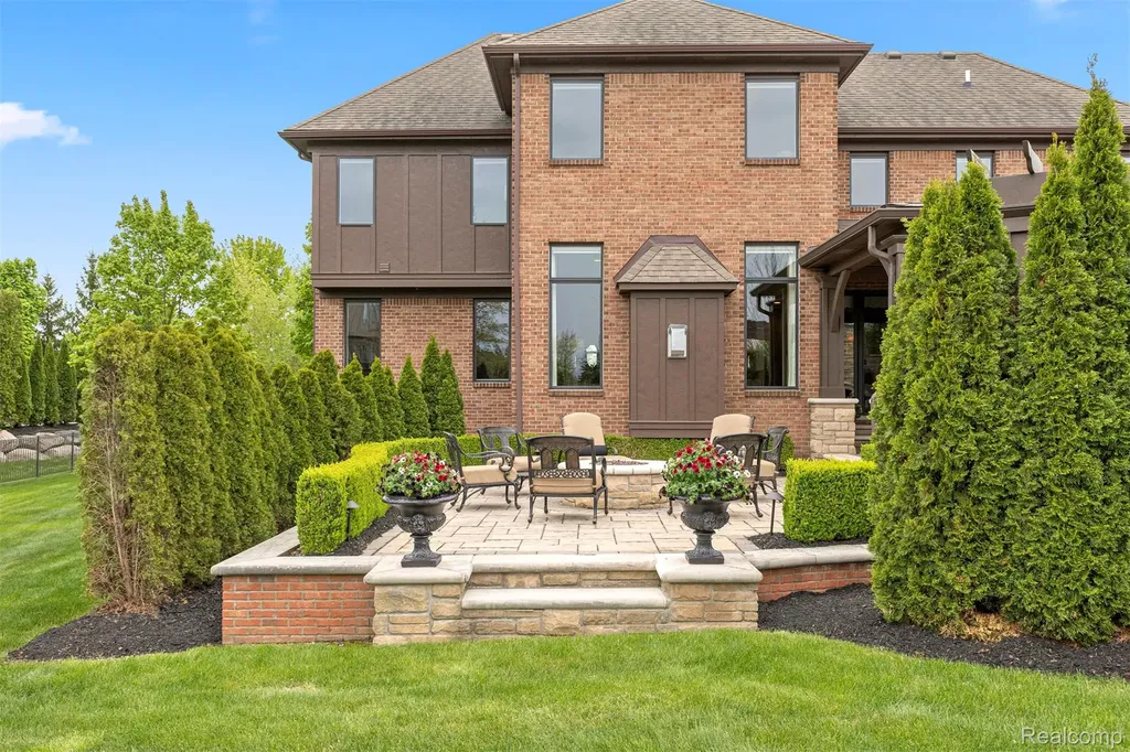48892 Barola Court Northville City MI 48167