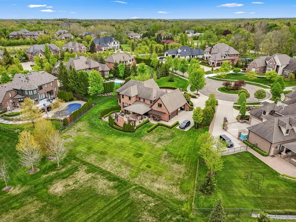 48892 Barola Court Northville City MI 48167