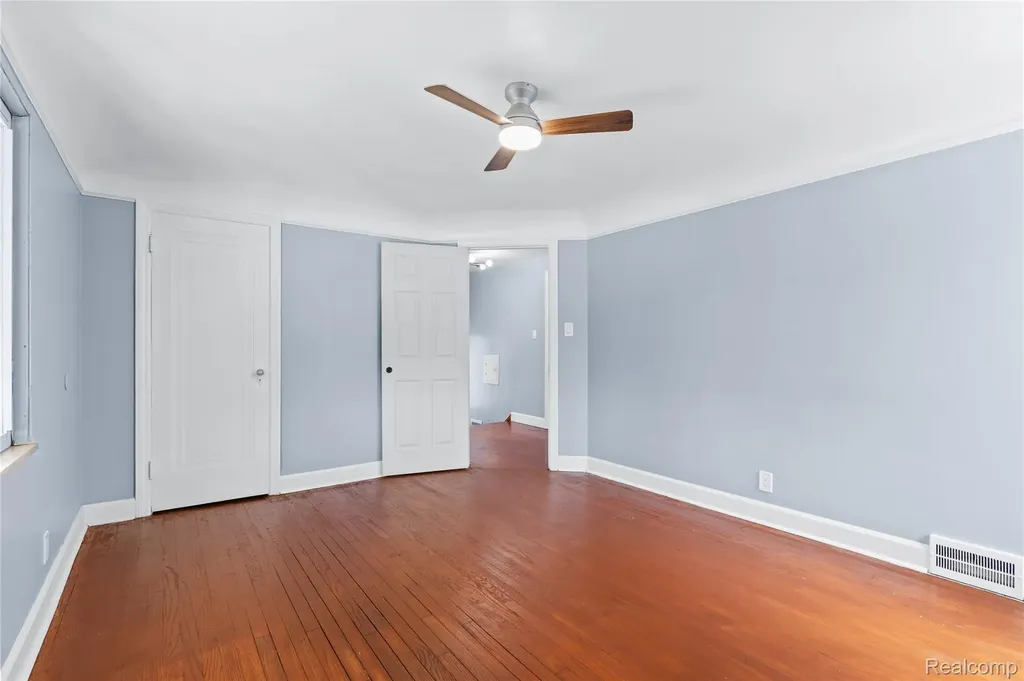 18236 Littlefield Street Detroit City MI 48235