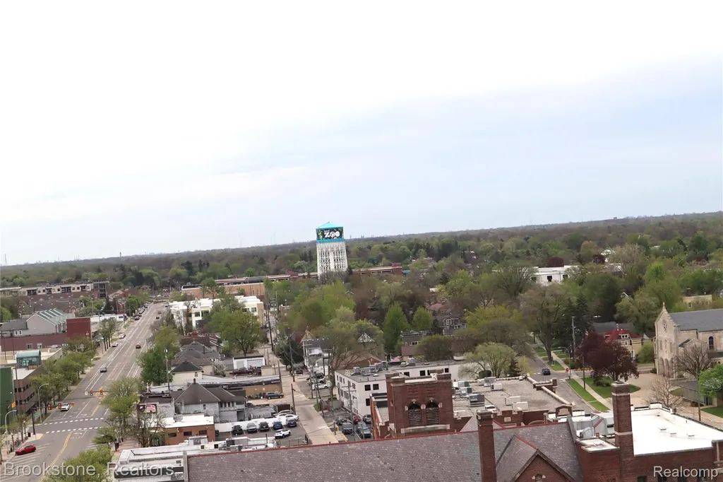 432 Washington Avenue Royal Oak City MI 48067