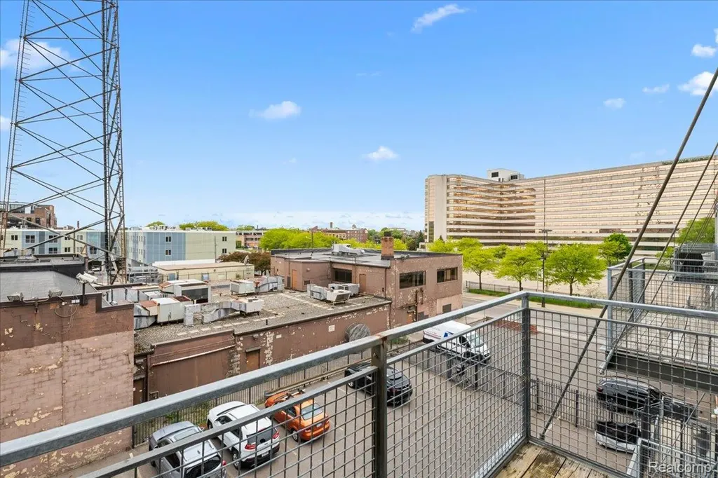 55 W Canfield Street Wayne City MI 48201