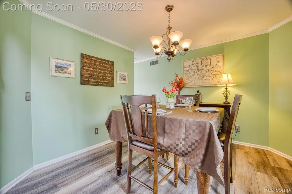 11290 Morningview Southgate City MI 48195