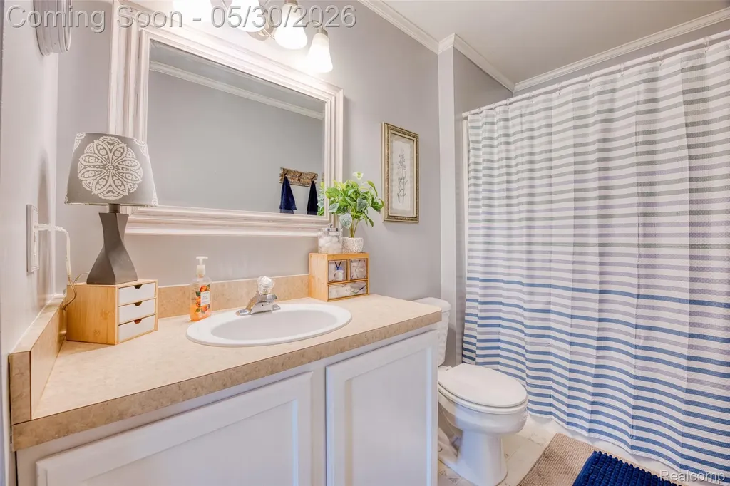 11290 Morningview Southgate City MI 48195