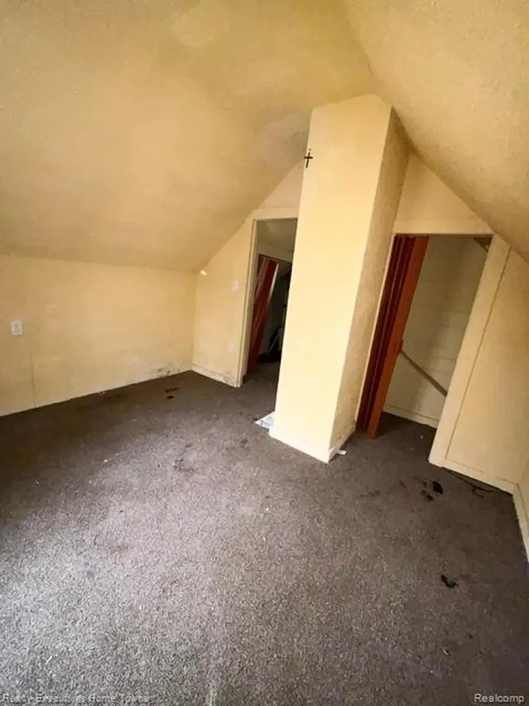 12115 Woodmont Avenue Detroit City MI 48227