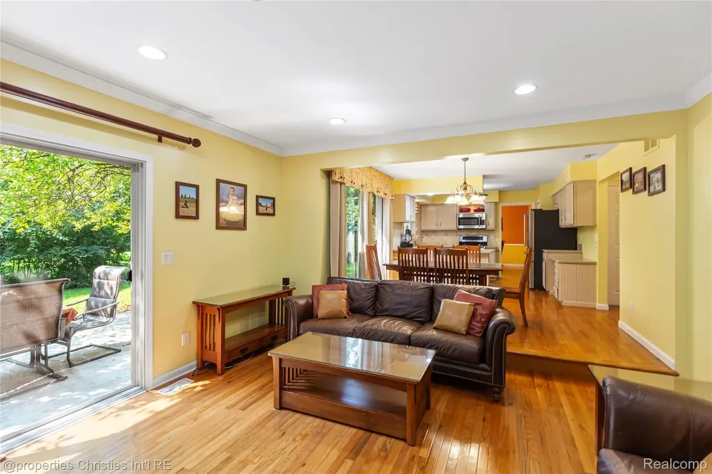 41101 Croydon Court Northville Township MI 48168