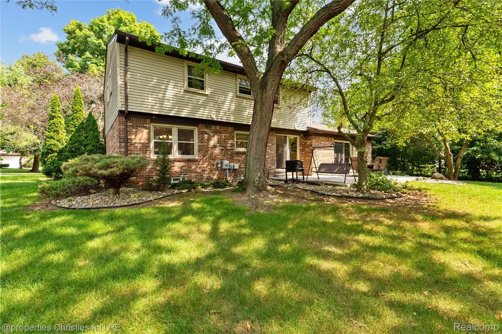 41101 Croydon Court Northville Township MI 48168