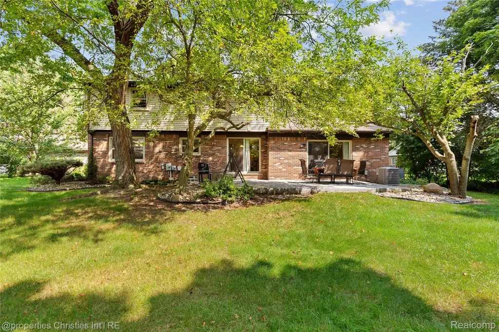 41101 Croydon Court Northville Township MI 48168