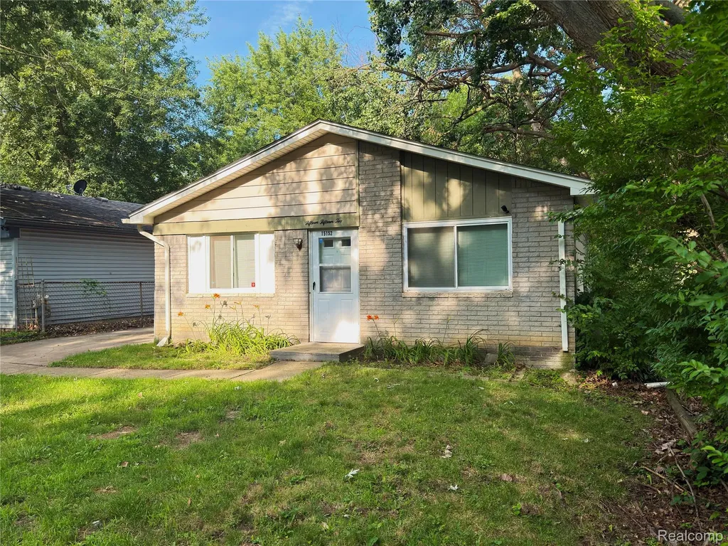 15152 Mcguire Street Taylor City MI 48180