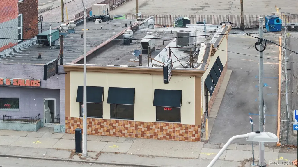 1350 W Fort Street Detroit City MI 48226