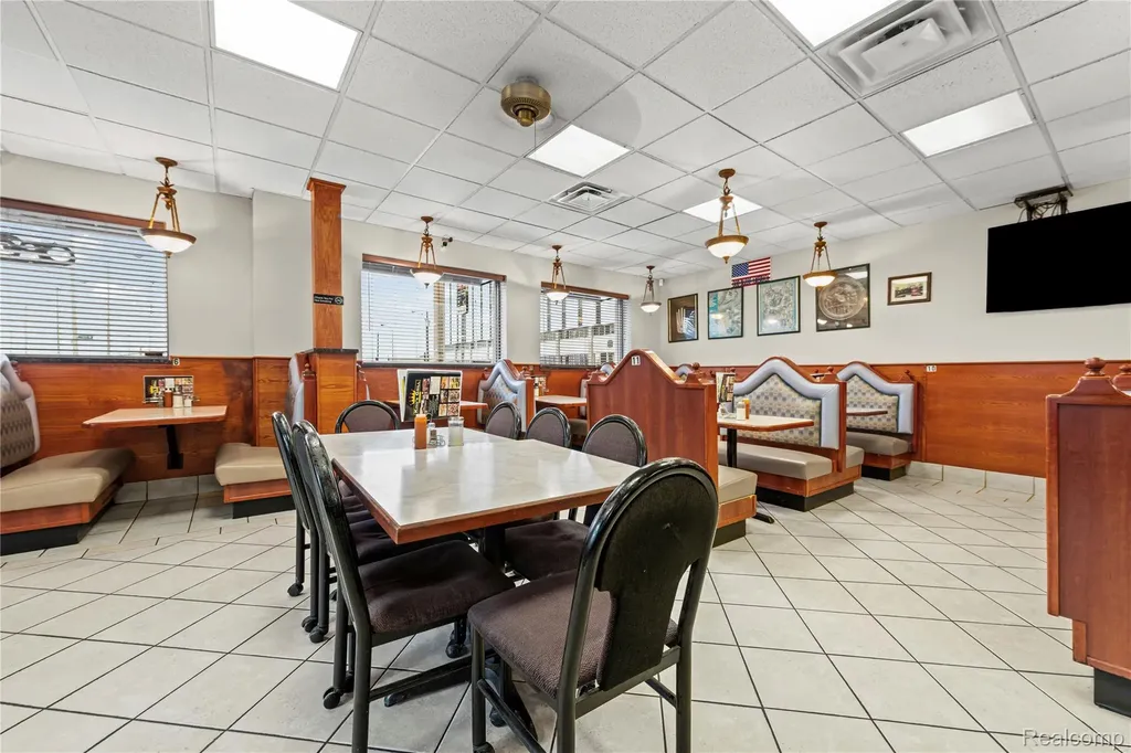 1350 W Fort Street Detroit City MI 48226