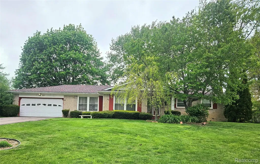 1321 Wagon Wheel Lane Grand Blanc Charter Township MI 48439