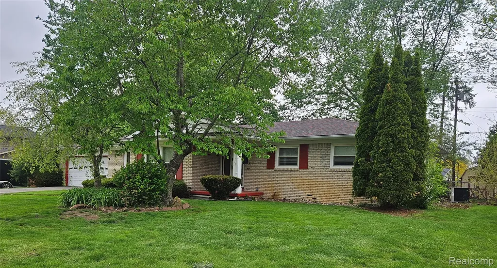 1321 Wagon Wheel Lane Grand Blanc Charter Township MI 48439