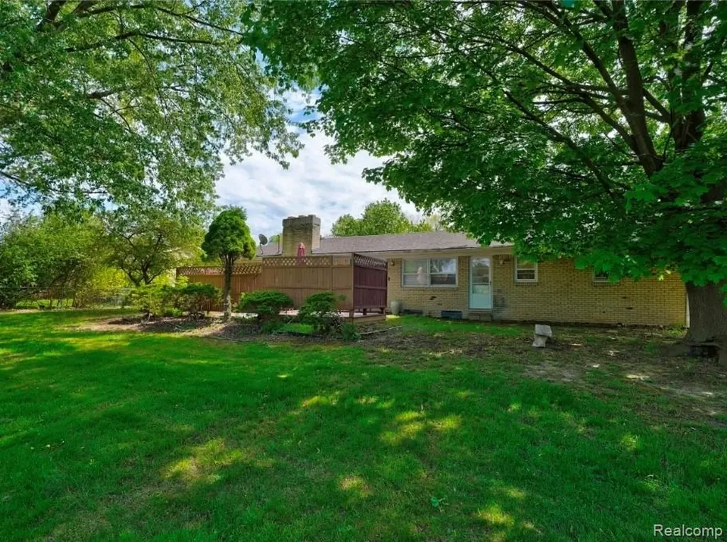 1321 Wagon Wheel Lane Grand Blanc Charter Township MI 48439