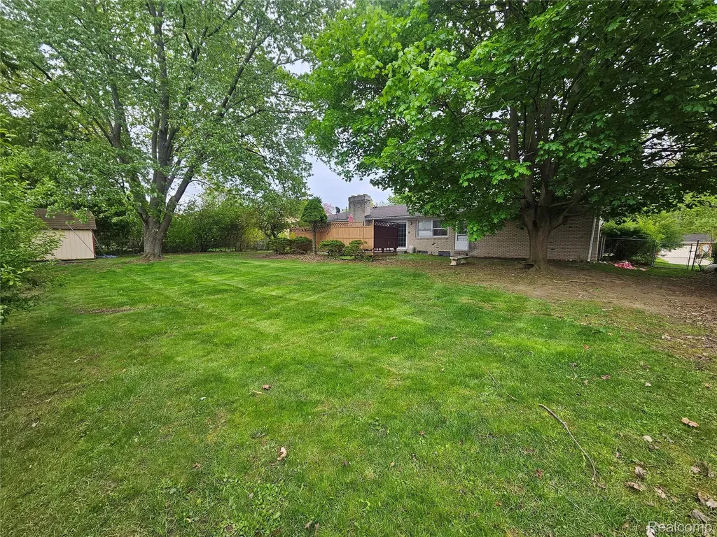 1321 Wagon Wheel Lane Grand Blanc Charter Township MI 48439