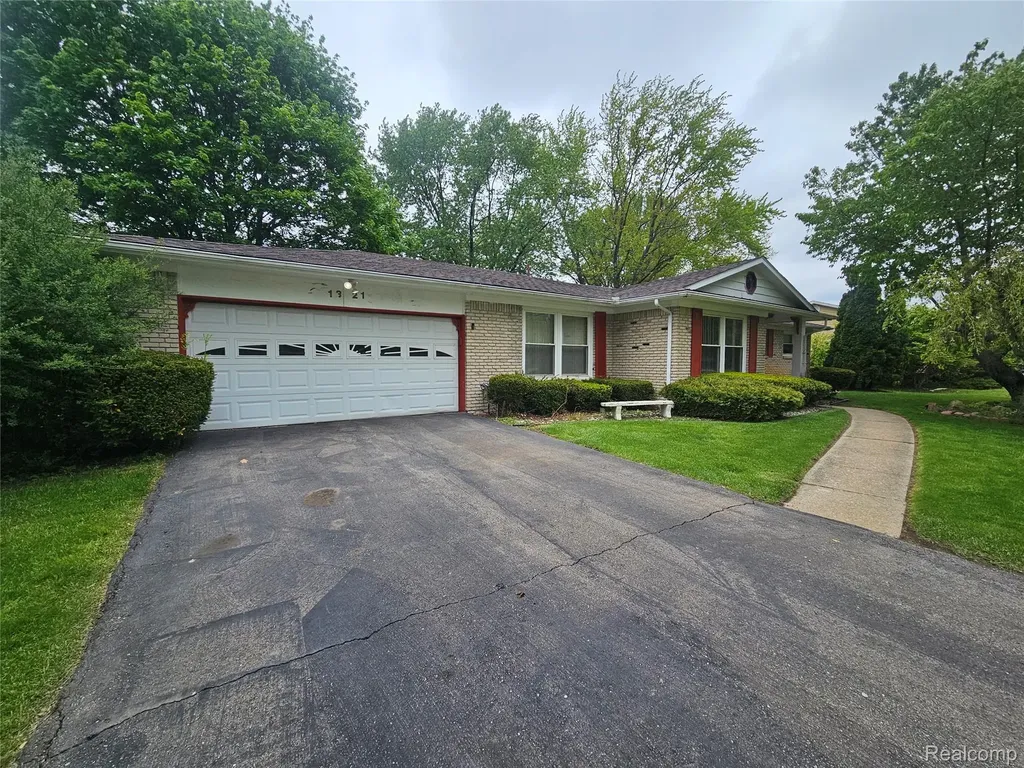 1321 Wagon Wheel Lane Grand Blanc Charter Township MI 48439