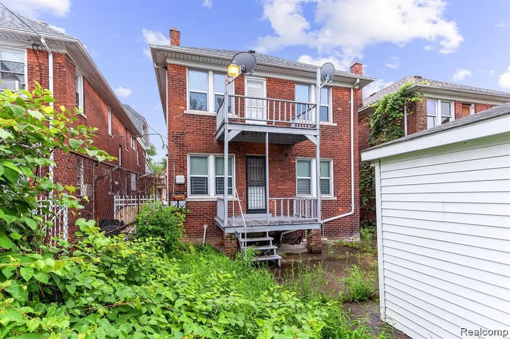 3290 Calvert Street Detroit City MI 48206