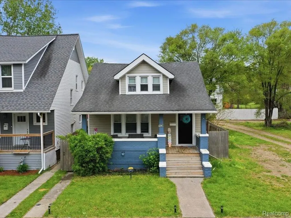 1341 Alter Road Detroit City MI 48215