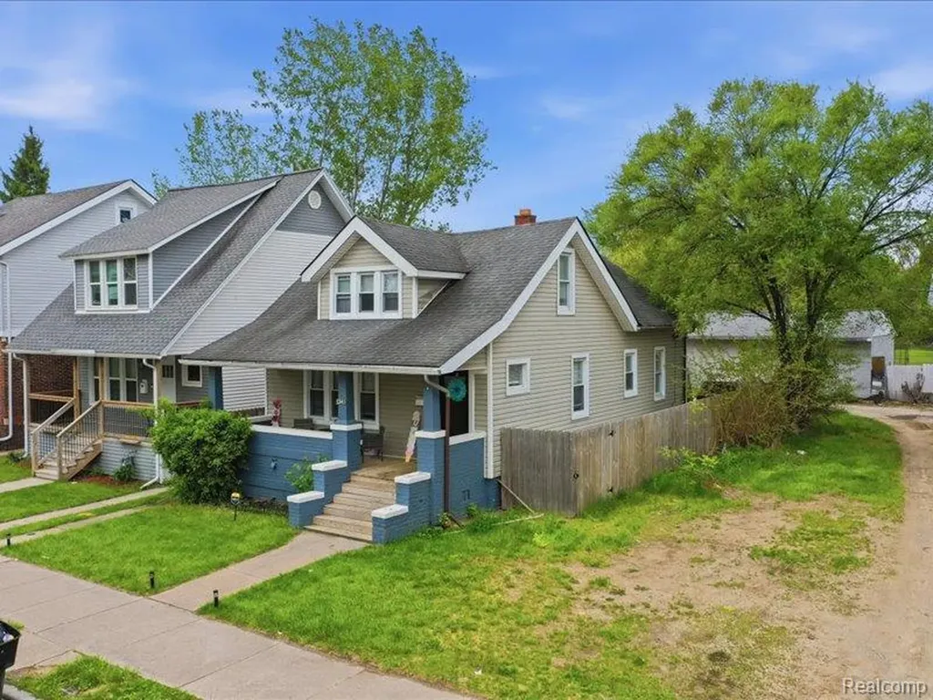 1341 Alter Road Detroit City MI 48215
