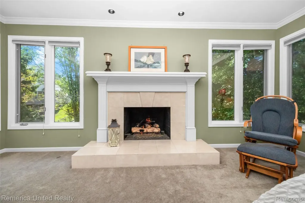 54501 Salem Drive Shelby Charter Township MI 48316