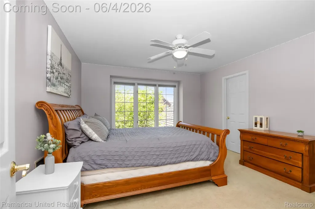 54501 Salem Drive Shelby Charter Township MI 48316