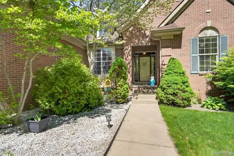42392 White Hart Boulevard Canton Charter Township MI 48188