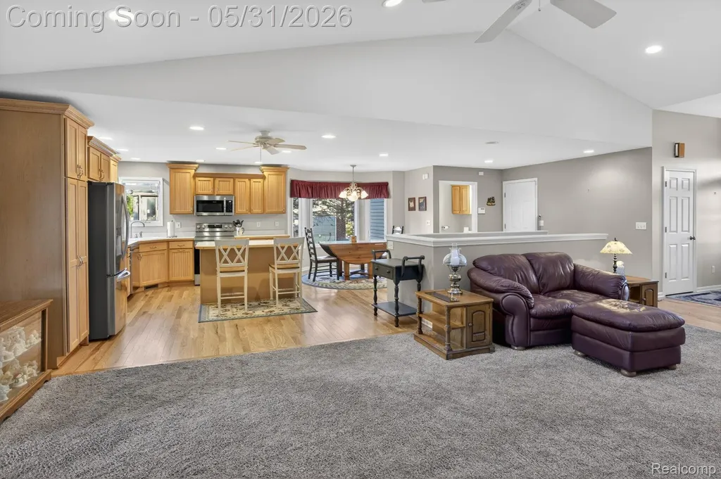 9508 Pine Needle Trail Flushing Charter Township MI 48433