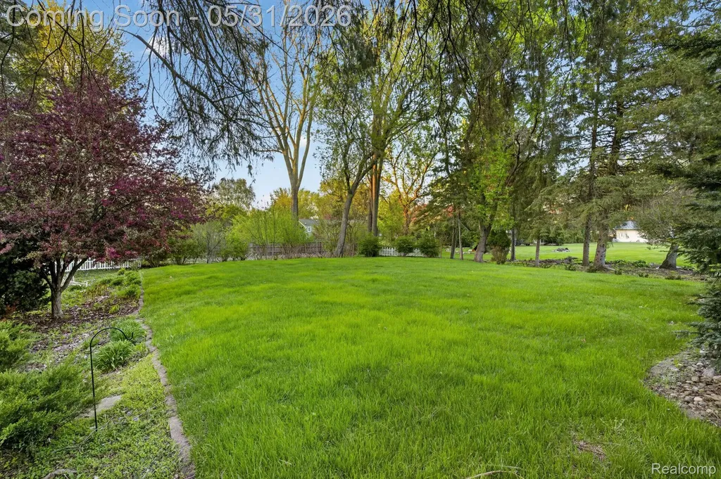 9508 Pine Needle Trail Flushing Charter Township MI 48433