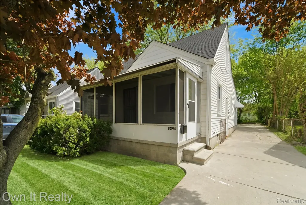 8290 Stout Street Detroit City MI 48228