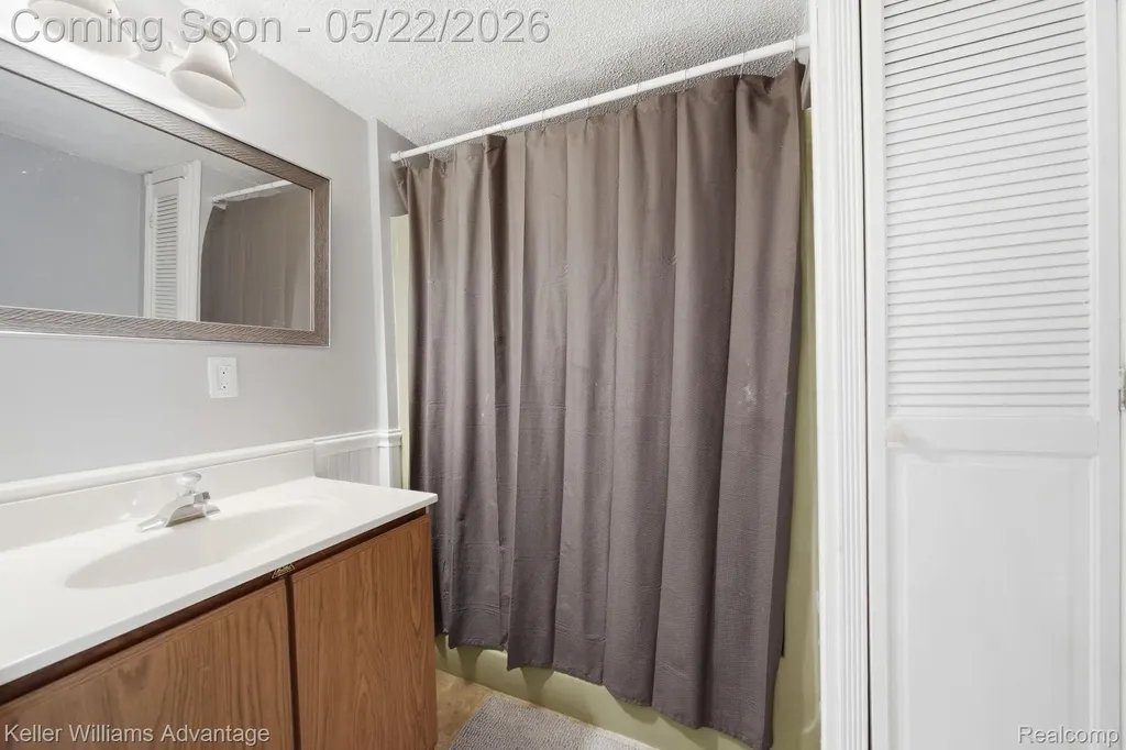 13980 Grandpoint Circle Somerset Township MI 49233