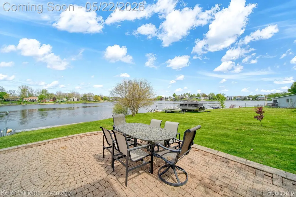 13980 Grandpoint Circle Somerset Township MI 49233
