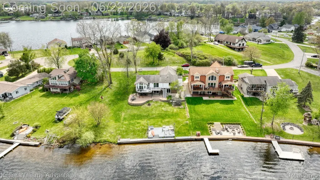 13980 Grandpoint Circle Somerset Township MI 49233