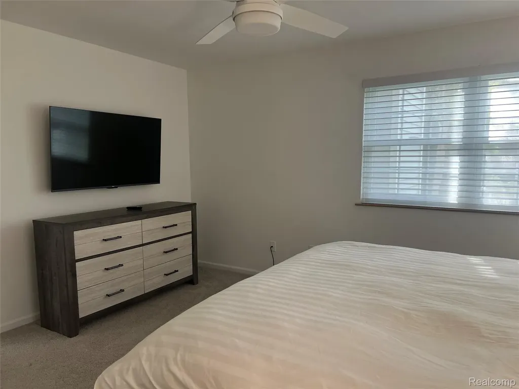 3591 Port Cove Drive Waterford Charter Township MI 48328