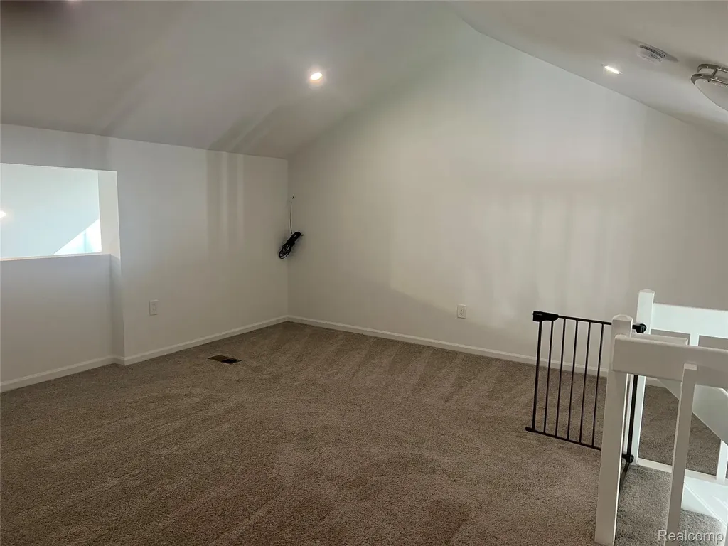 3591 Port Cove Drive Waterford Charter Township MI 48328