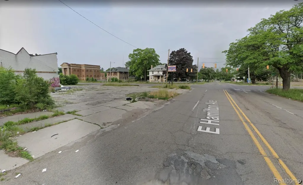 2134 Martin Luther King Avenue Flint City MI 48503