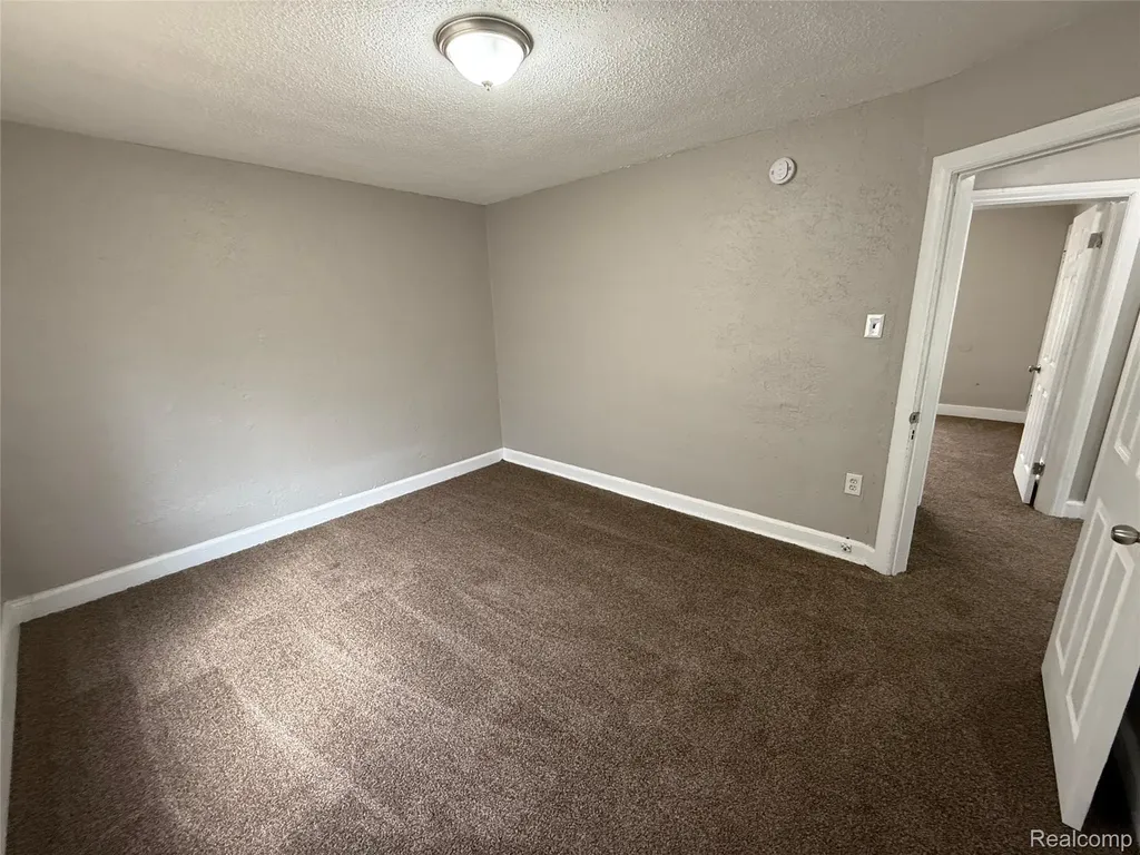 18116 Wisconsin Street Detroit City MI 48221