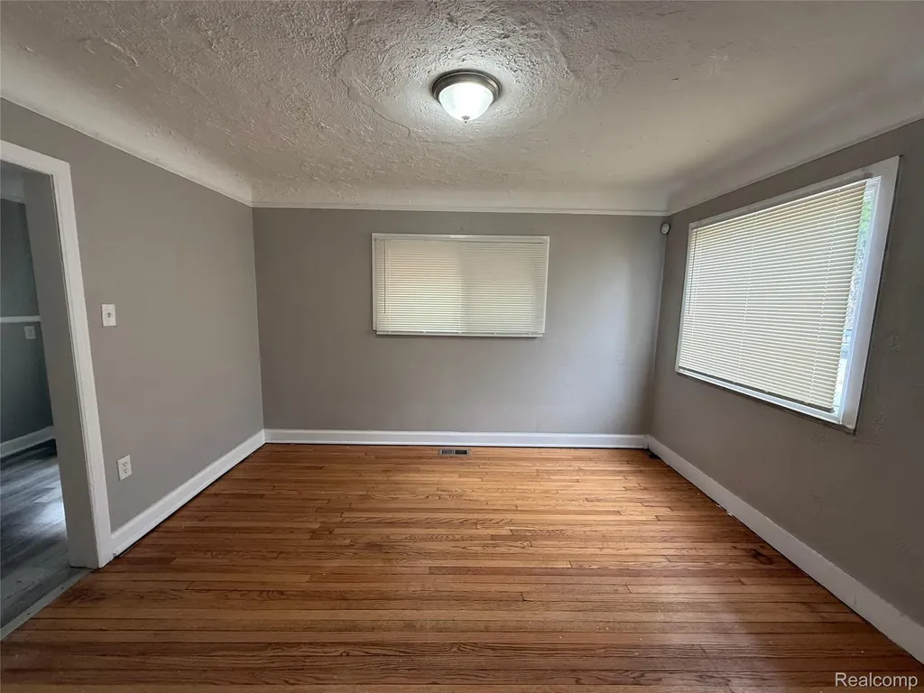 18116 Wisconsin Street Detroit City MI 48221