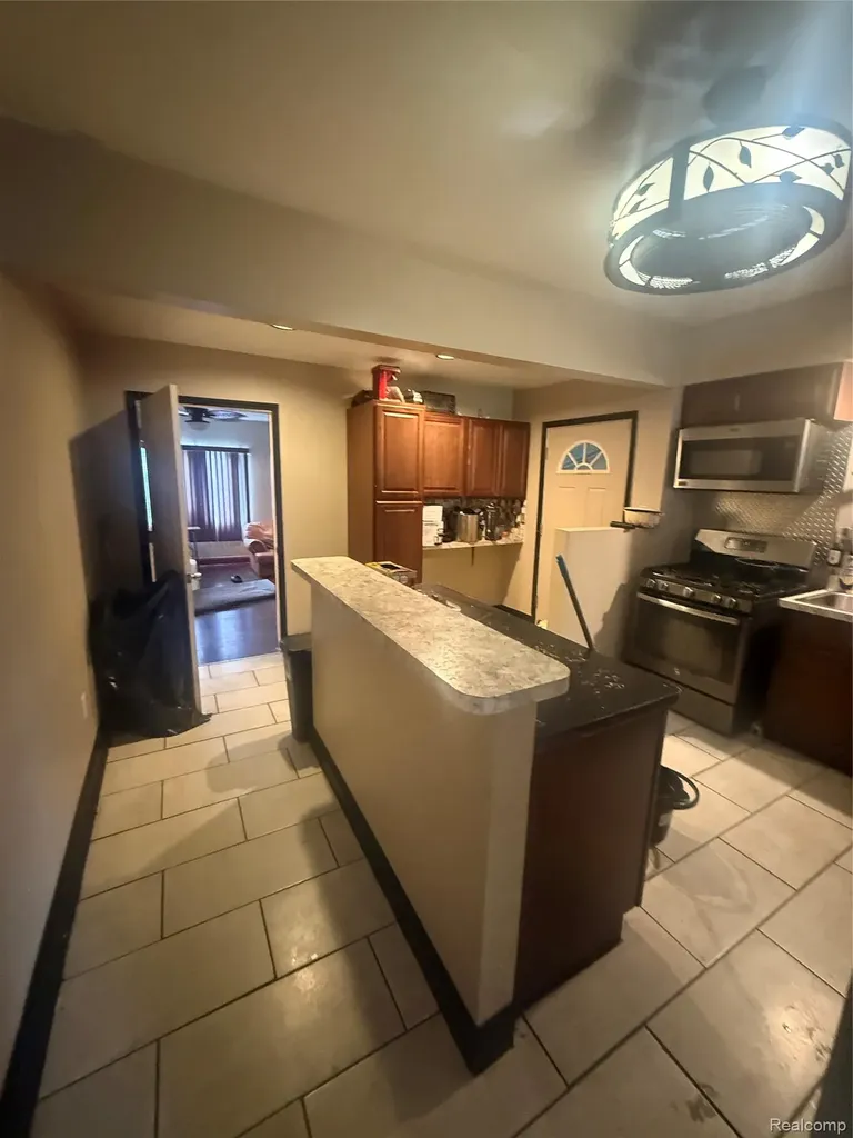 22440 Pembroke Avenue Detroit City MI 48219