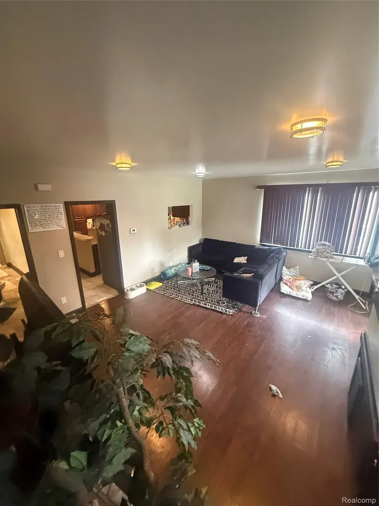 22440 Pembroke Avenue Detroit City MI 48219