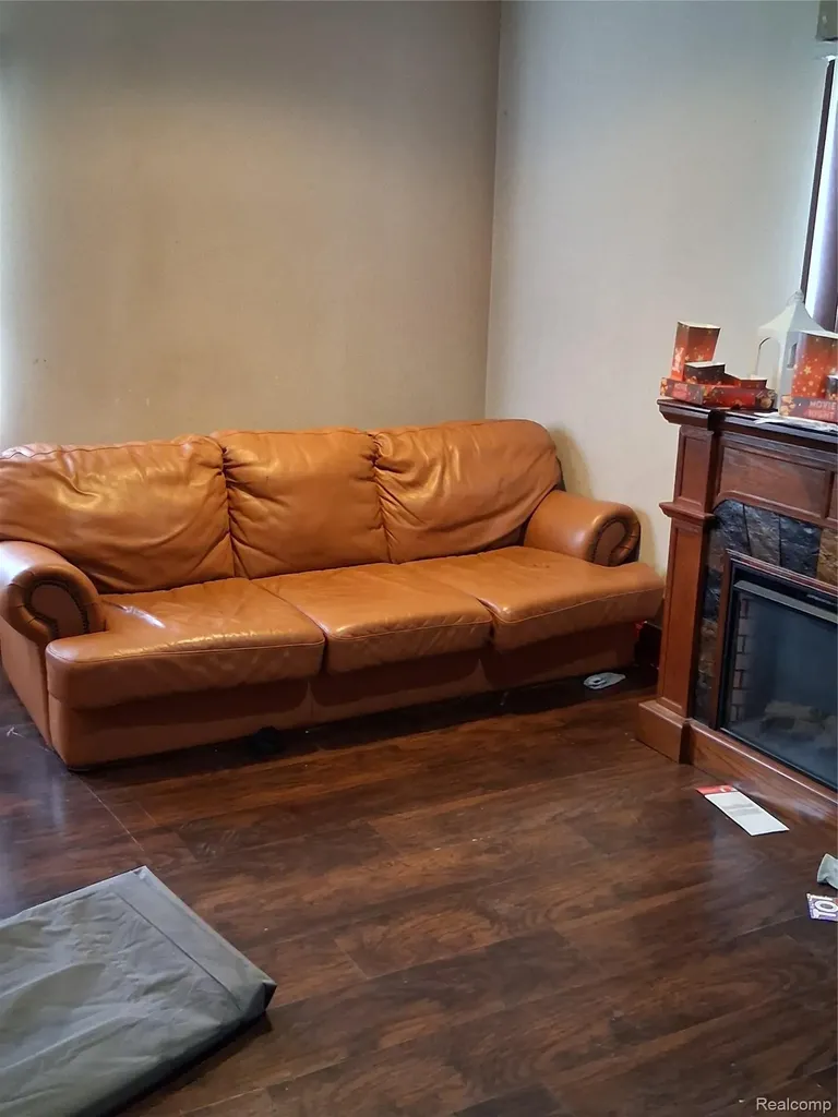 22440 Pembroke Avenue Detroit City MI 48219