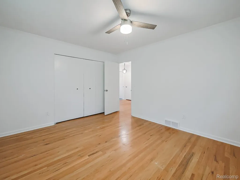 7580 Thornwood Street Canton Charter Township MI 48187