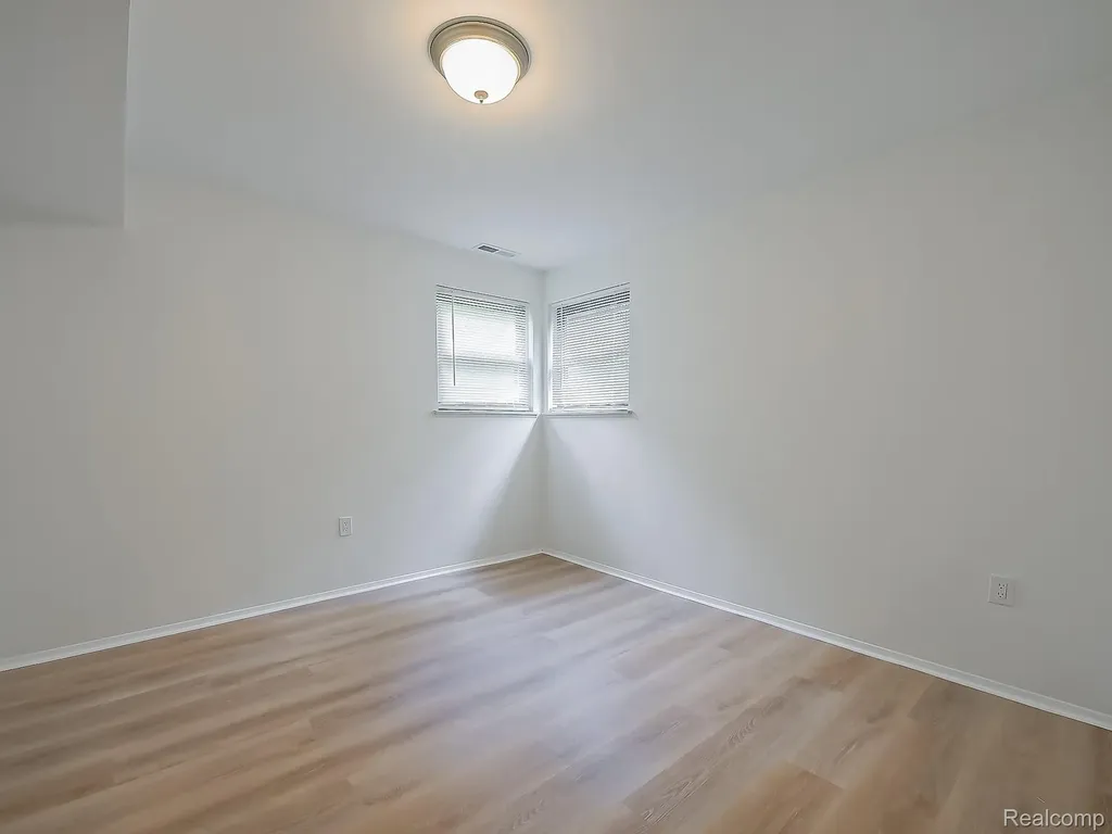 7580 Thornwood Street Canton Charter Township MI 48187