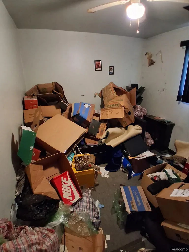 15949 Winston Redford Charter Township MI 48239