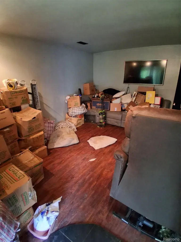 15949 Winston Redford Charter Township MI 48239