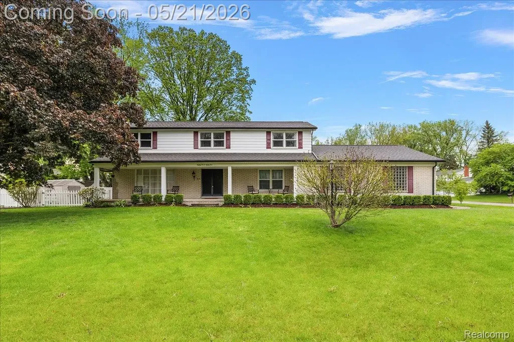 8785 Annsbury Drive Shelby Charter Township MI 48316