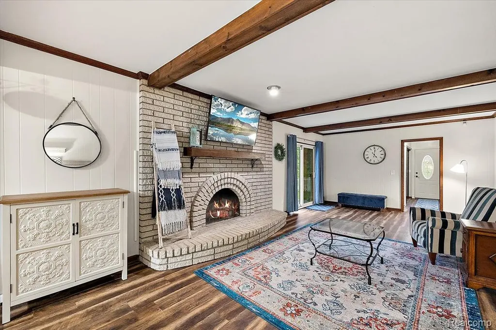 8785 Annsbury Drive Shelby Charter Township MI 48316