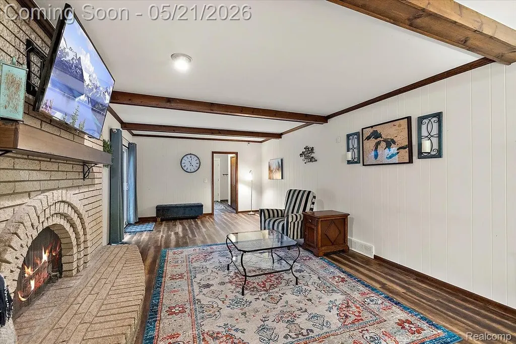 8785 Annsbury Drive Shelby Charter Township MI 48316
