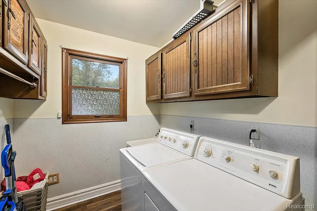 8785 Annsbury Drive Shelby Charter Township MI 48316