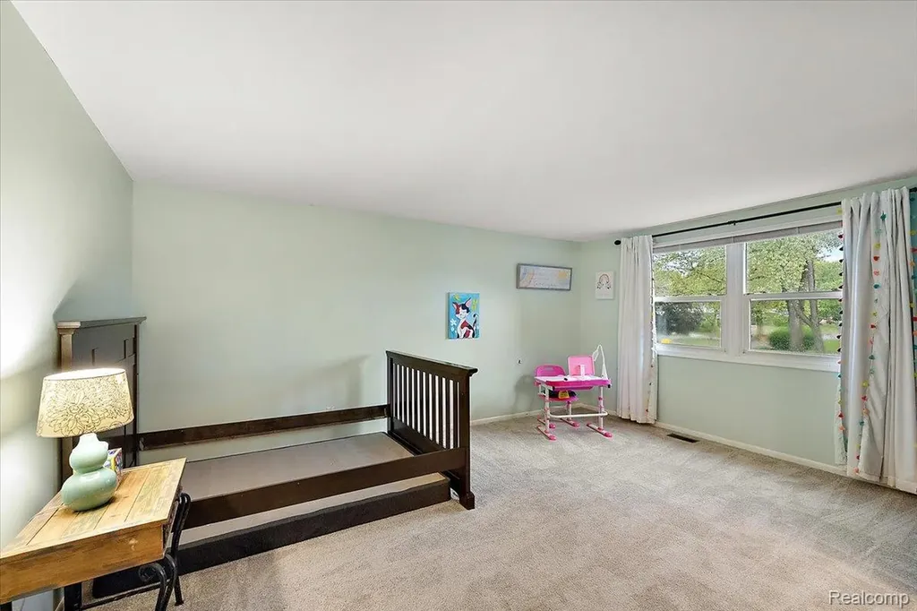 8785 Annsbury Drive Shelby Charter Township MI 48316